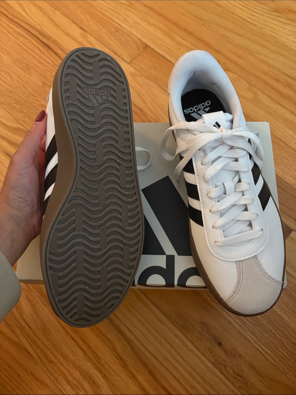 Adidas Women’s VL Court 3.0 Sneakers, size 9.5 - Picture 5 of 7